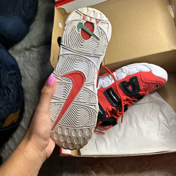 Shoes - Picture 4 of 4